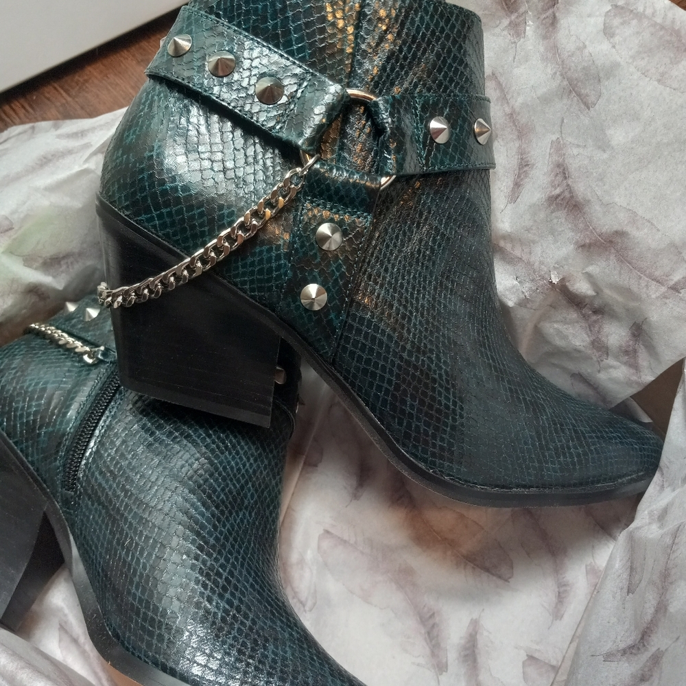 Jessica Simpson Zayrie Rainforest Green Snake Print Studded Boots with Chain